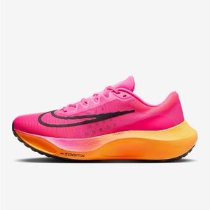 Nike ZOOM FLY 5 in Hyper Pink/ Laser Orange/Black.